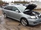 toyota-avensis-