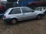 Nissan Sunny ja