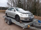 Toyota  Avensis hb -03