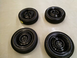 Yokohama BluEarth A, Bridgestone B390