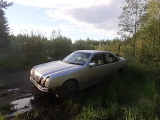 Mercedes Benz  W210