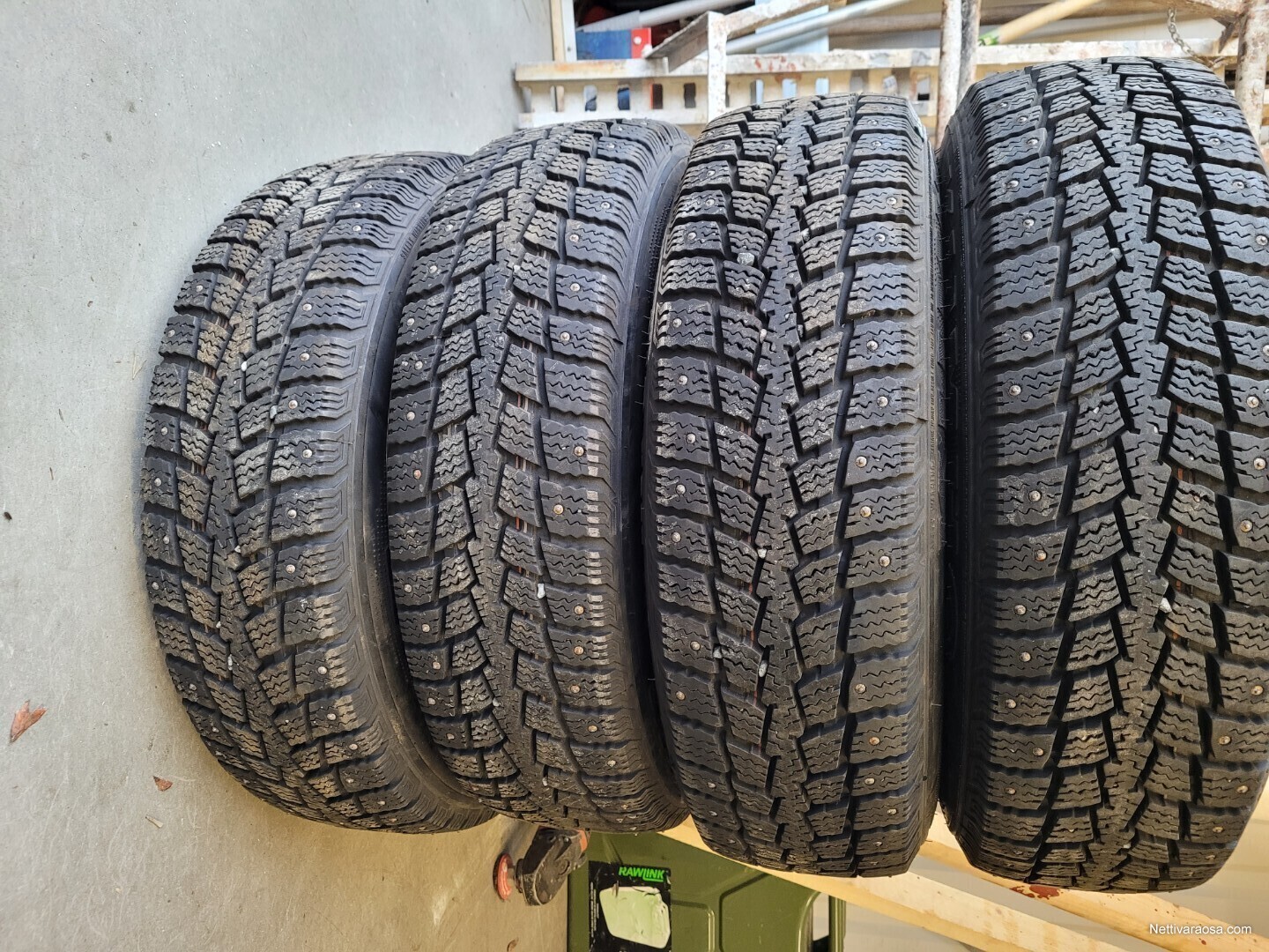 Nettivaraosa - Kumho Power Grip - KC11 - Tyres - Nettivaraosa