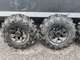 polaris-cst-wild-thang-27-9-11-12-mustilla-aluvan-tyylikas-