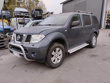 Nissan  Pathfinder