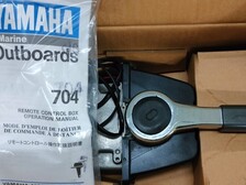 YAMAHA 704 kaukohallintalaite