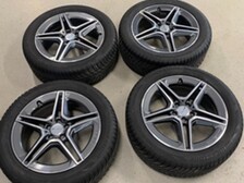 Triangle Mercedes-Benz 247 GLB  