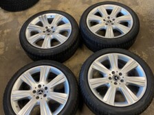 Pirelli Mercedes-Benz W447 Vito 