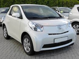 TOYOTA iQ
