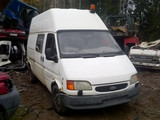 Ford Transit 150L pitkä täysikorkea