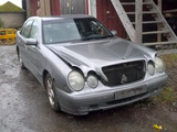 Mercedes-Benz E 200 CDI sedan -00